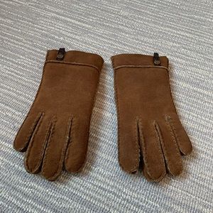 Ugg women’s gloves